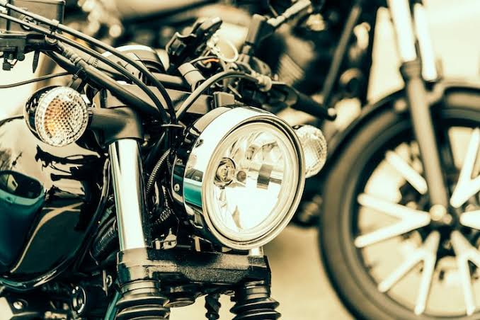 Roller Inserat erstellen mit Fotos und Details die den Verkauf unterstützen